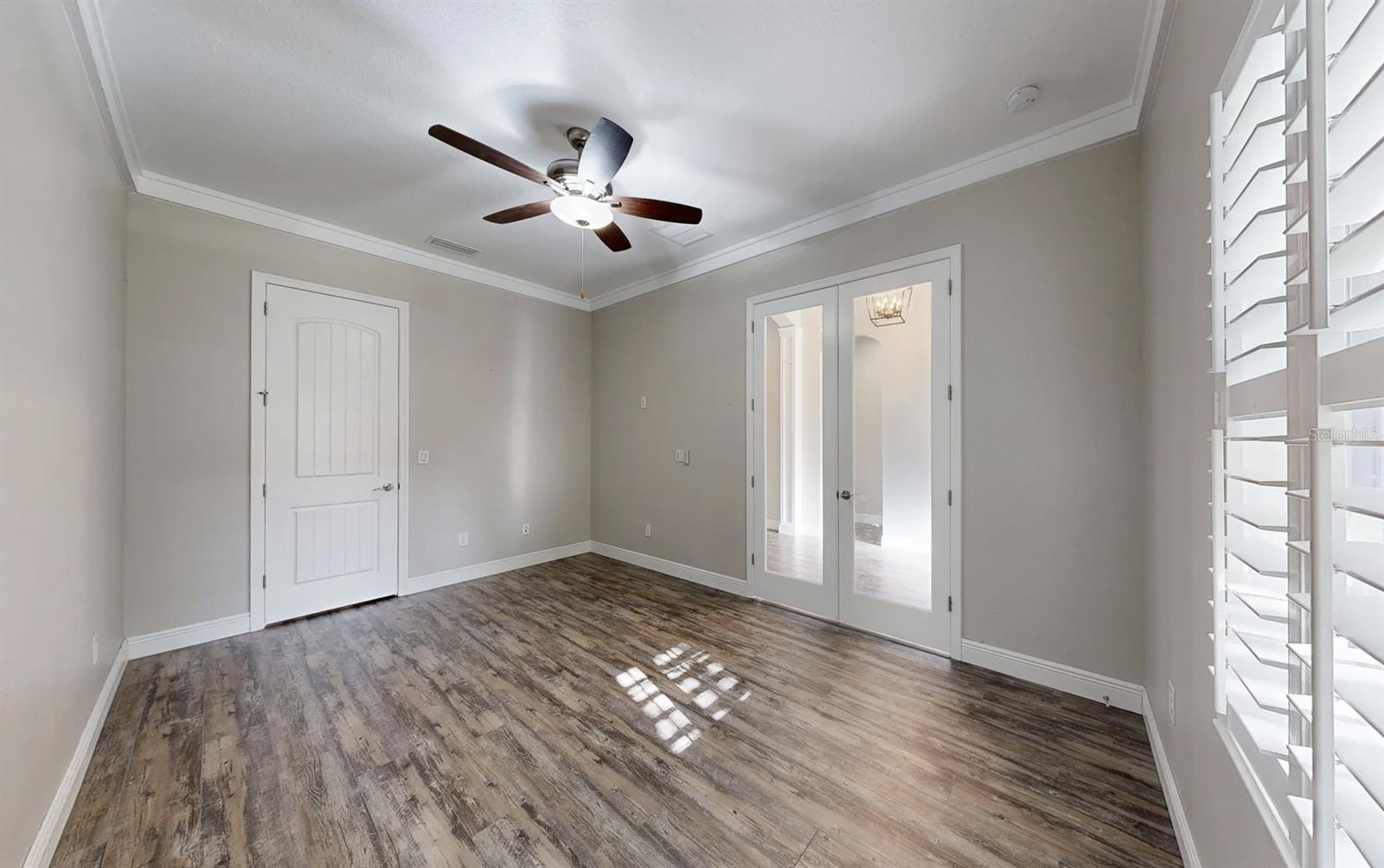 Listing photo id 54 for 6426 Tideline Drive