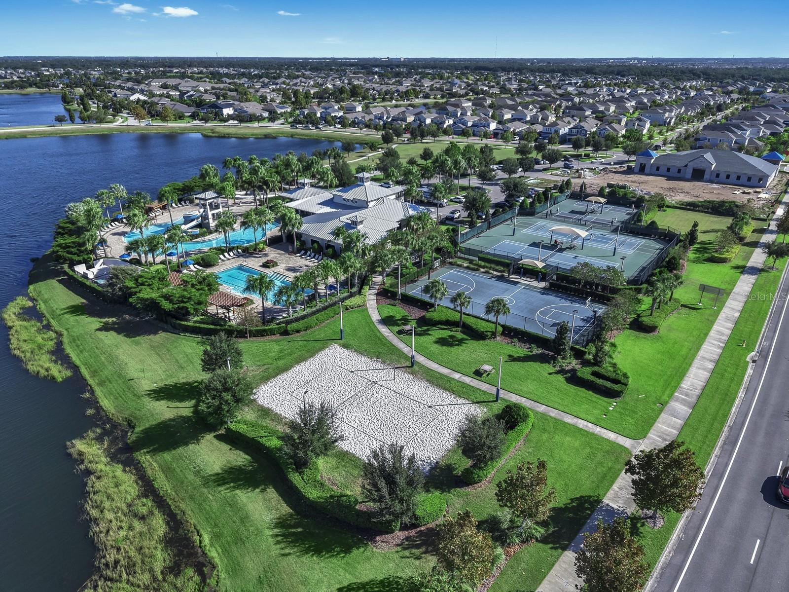 Listing photo id 73 for 6426 Tideline Drive