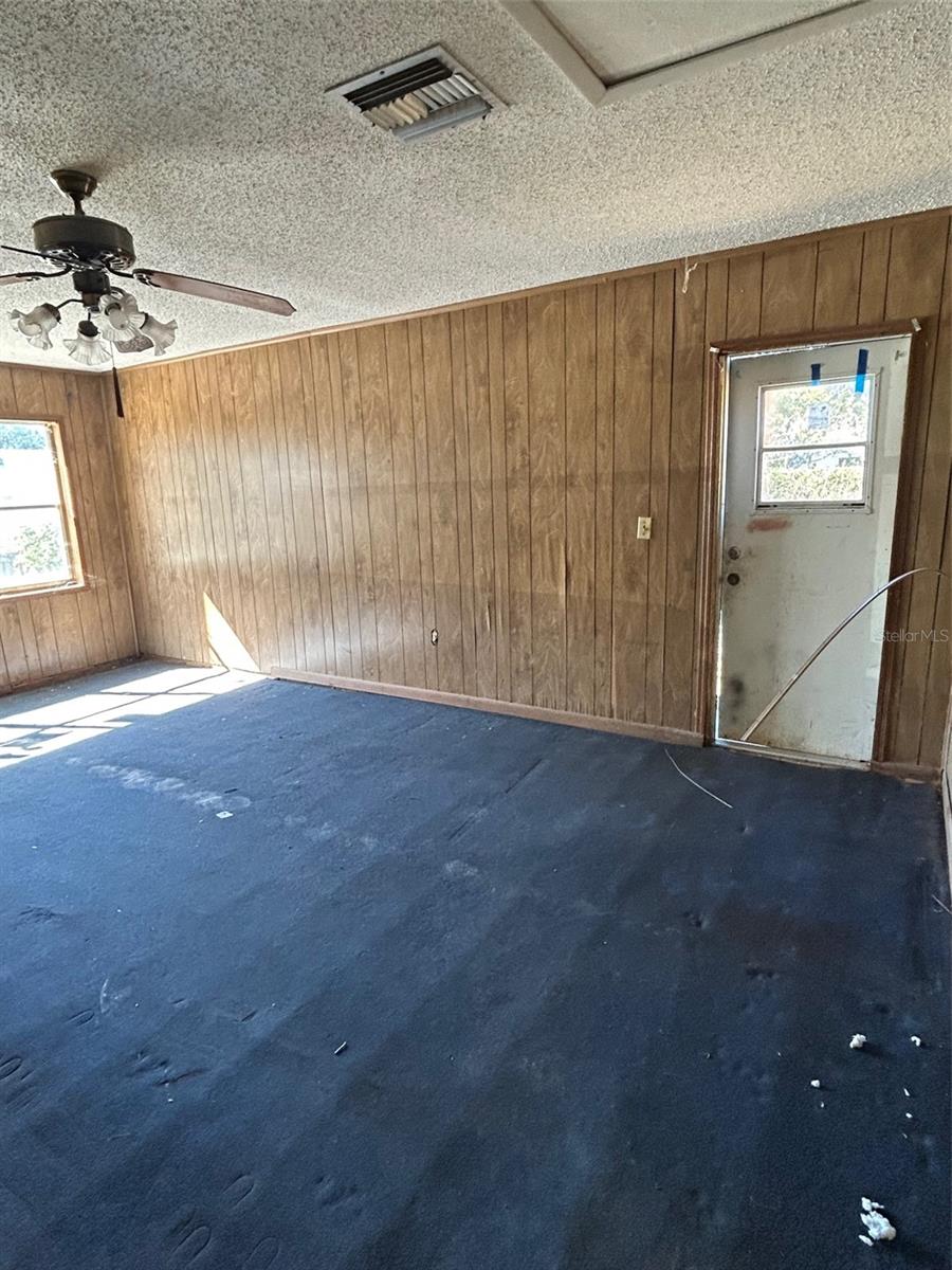 Image 5 of 10 For 9408 Bethune Drive