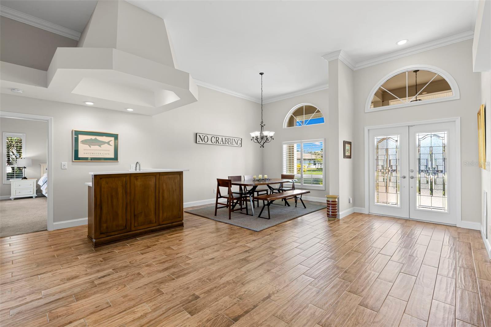 Image 24 of 67 For 2035 Hawaii Avenue Ne