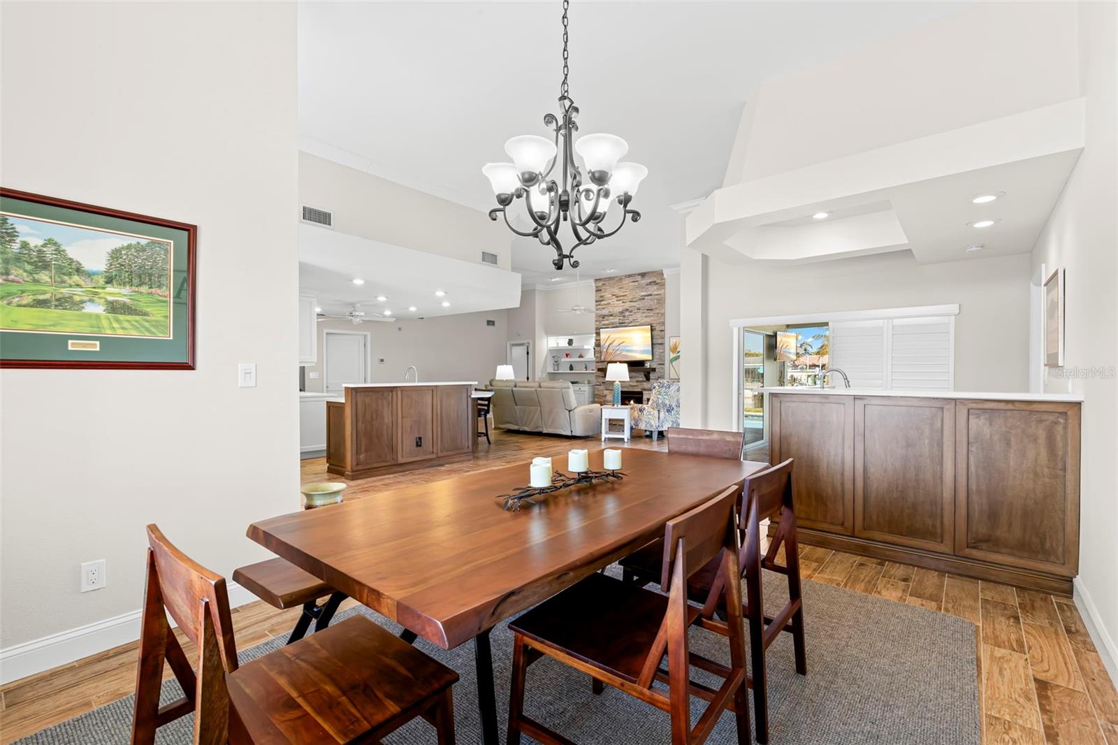 Image 26 of 67 For 2035 Hawaii Avenue Ne