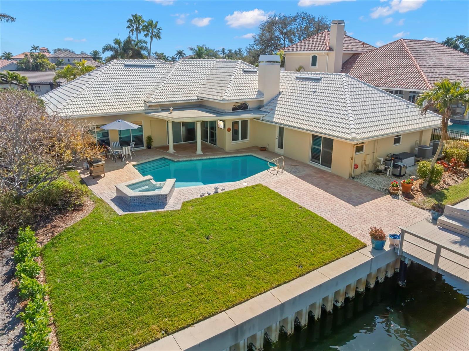 Image 60 of 67 For 2035 Hawaii Avenue Ne