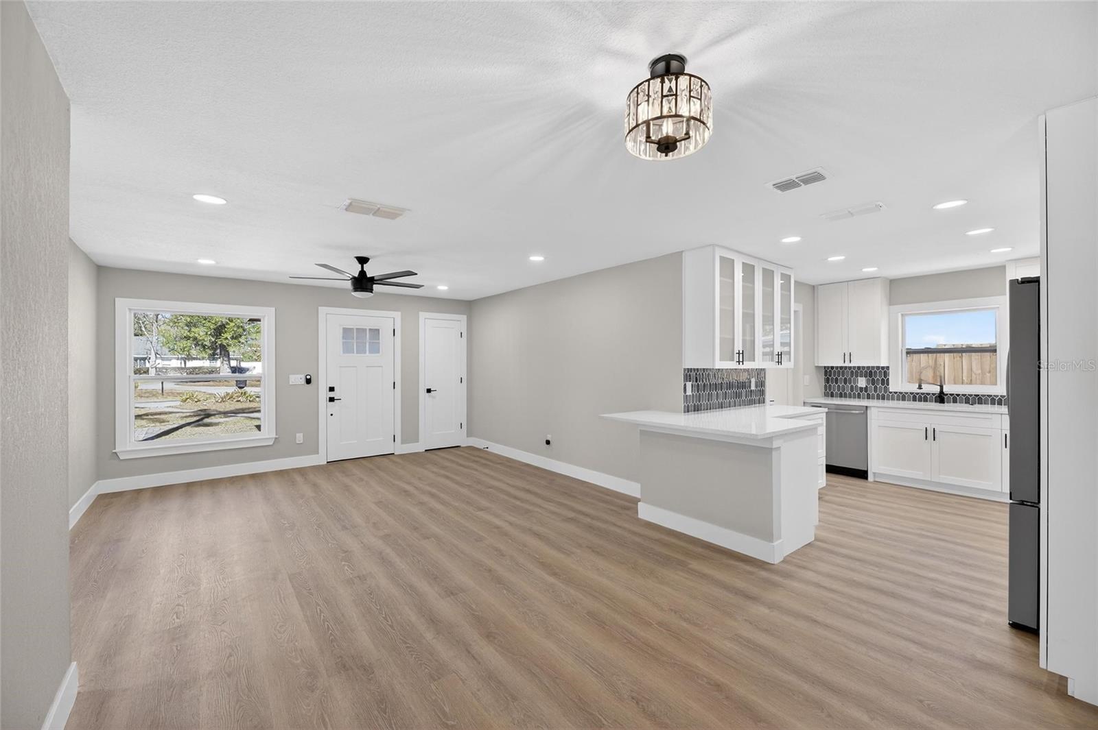 Image 16 of 100 For 207 Lentz Road