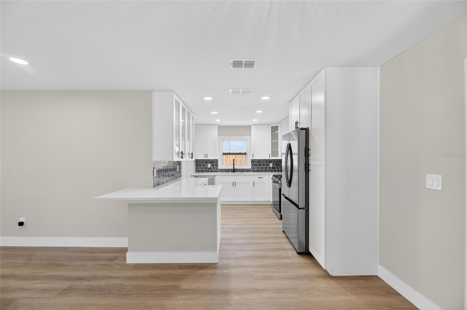 Image 19 of 100 For 207 Lentz Road