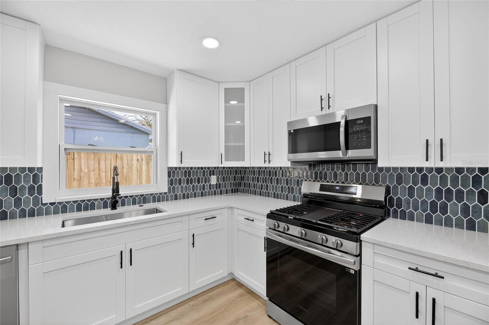 Image 23 of 100 For 207 Lentz Road