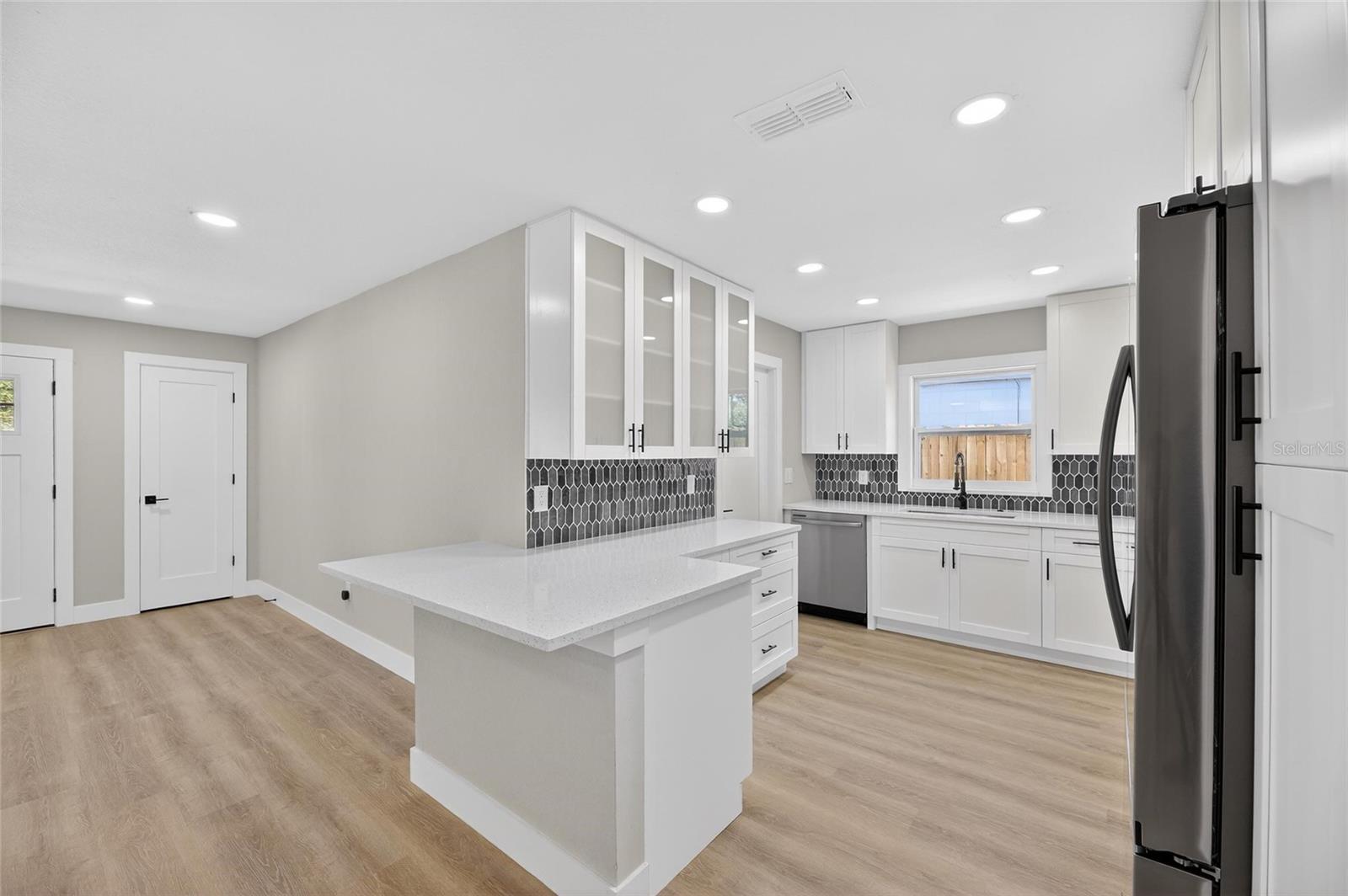 Image 24 of 100 For 207 Lentz Road