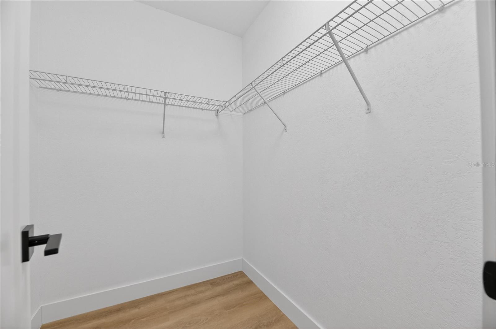 Image 33 of 100 For 207 Lentz Road