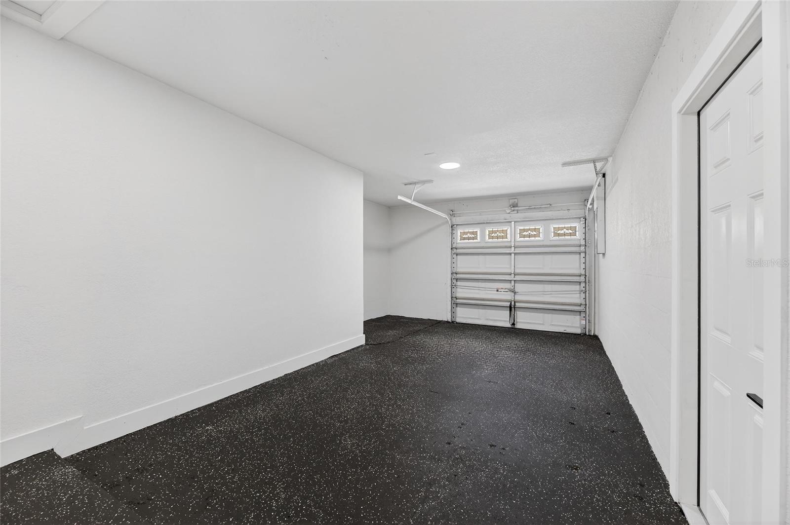 Image 61 of 100 For 207 Lentz Road