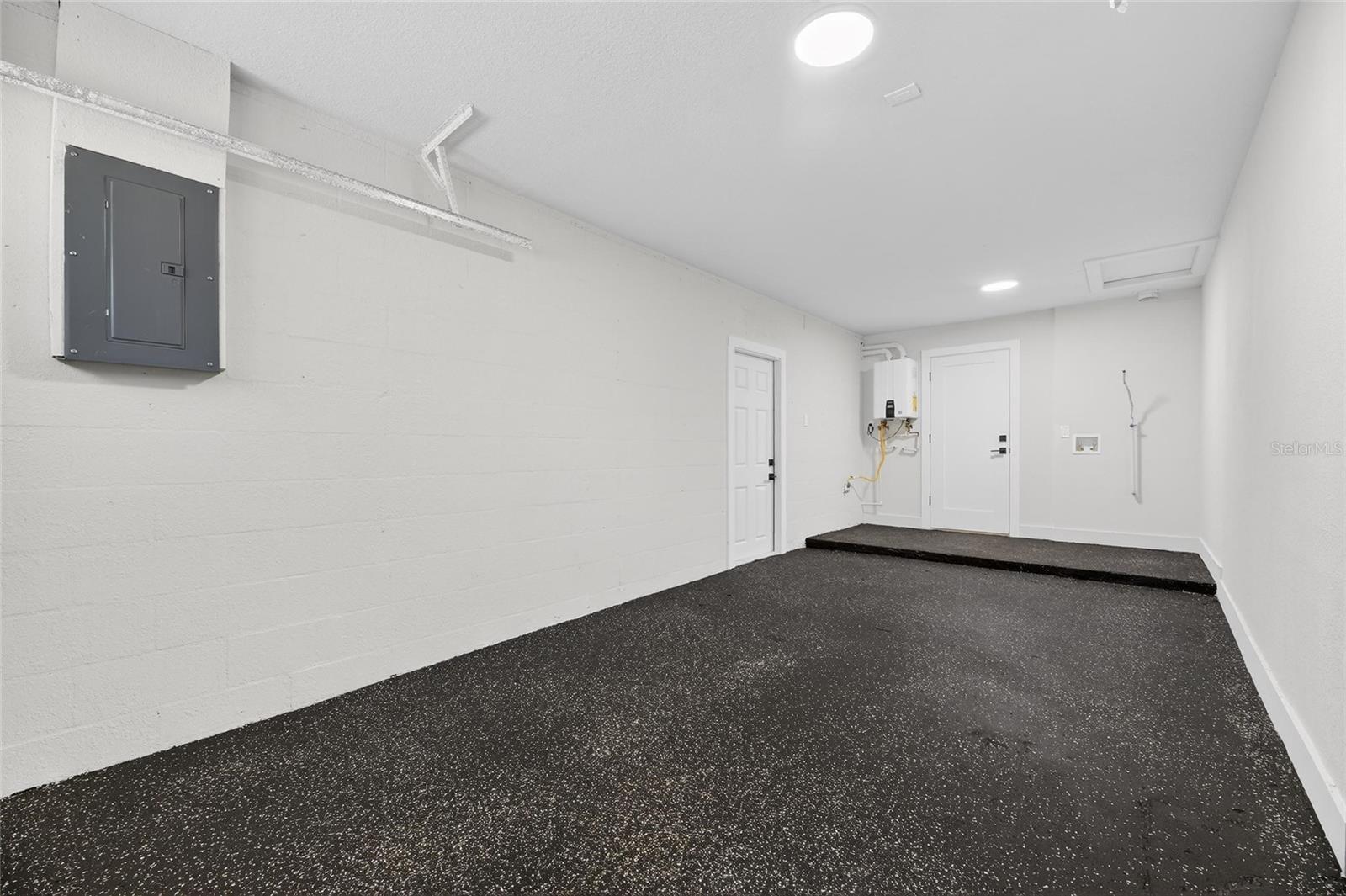 Image 62 of 100 For 207 Lentz Road