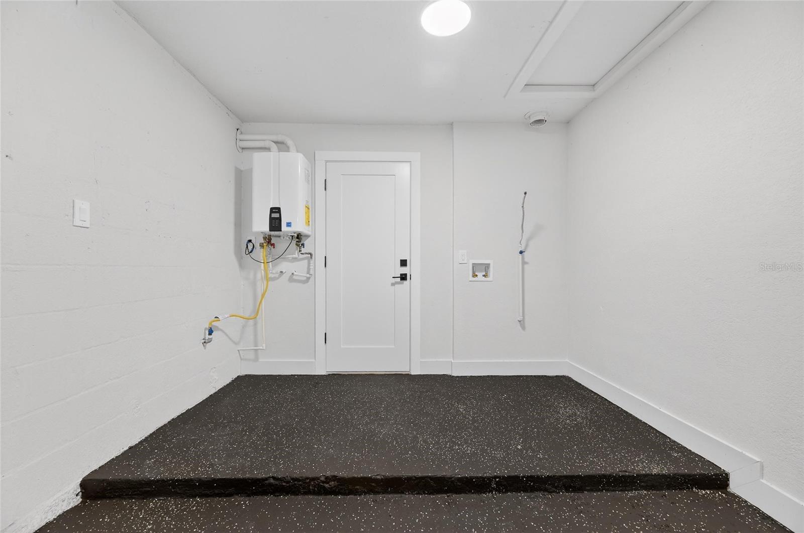 Image 63 of 100 For 207 Lentz Road