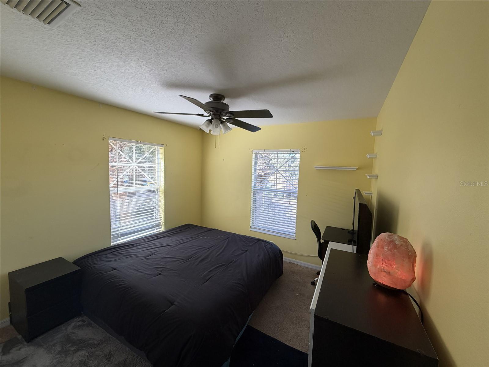 Image 14 of 18 For 3858 Island Way