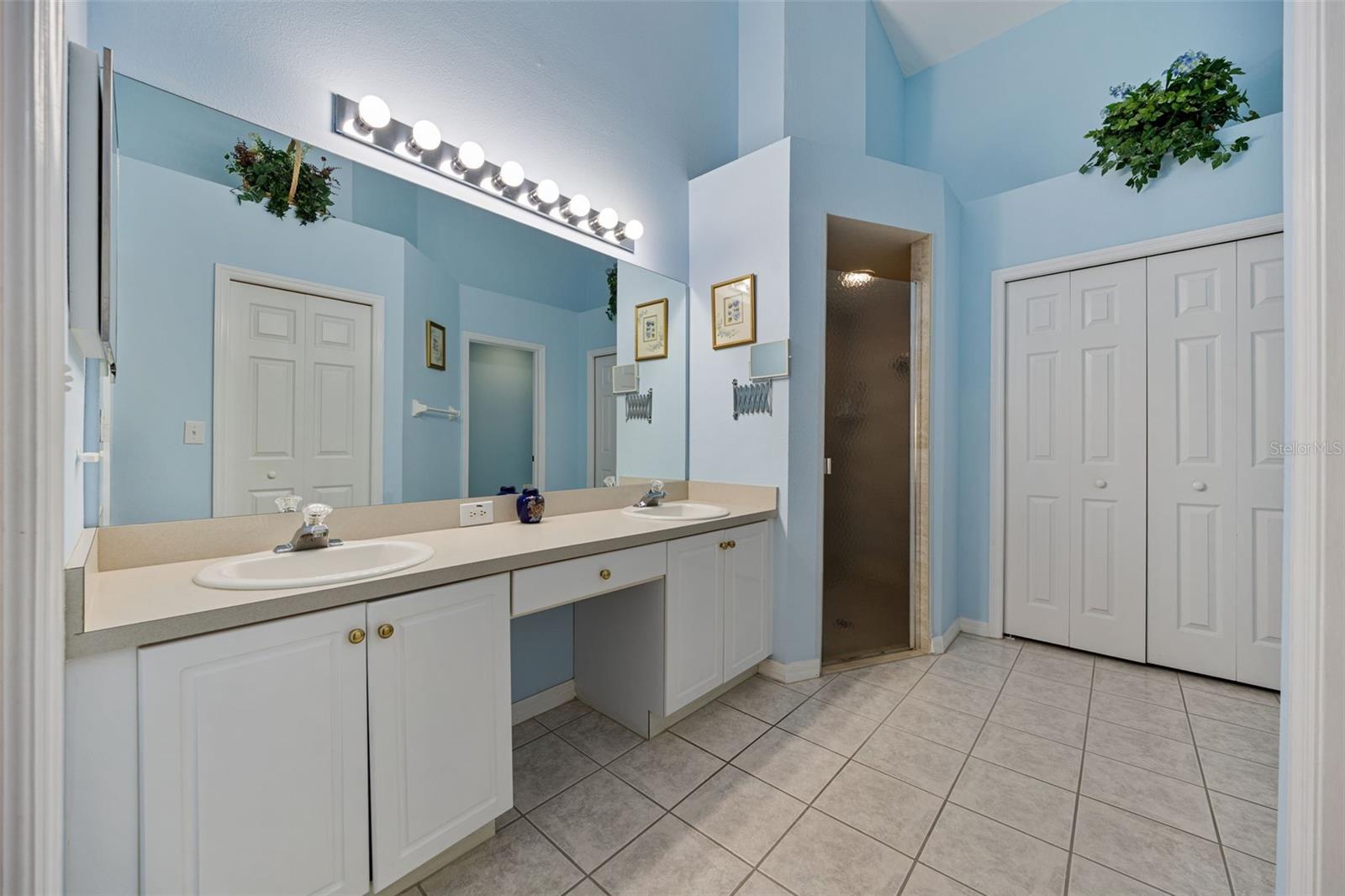 Image 15 of 32 For 3087 Pepperwood Lane W