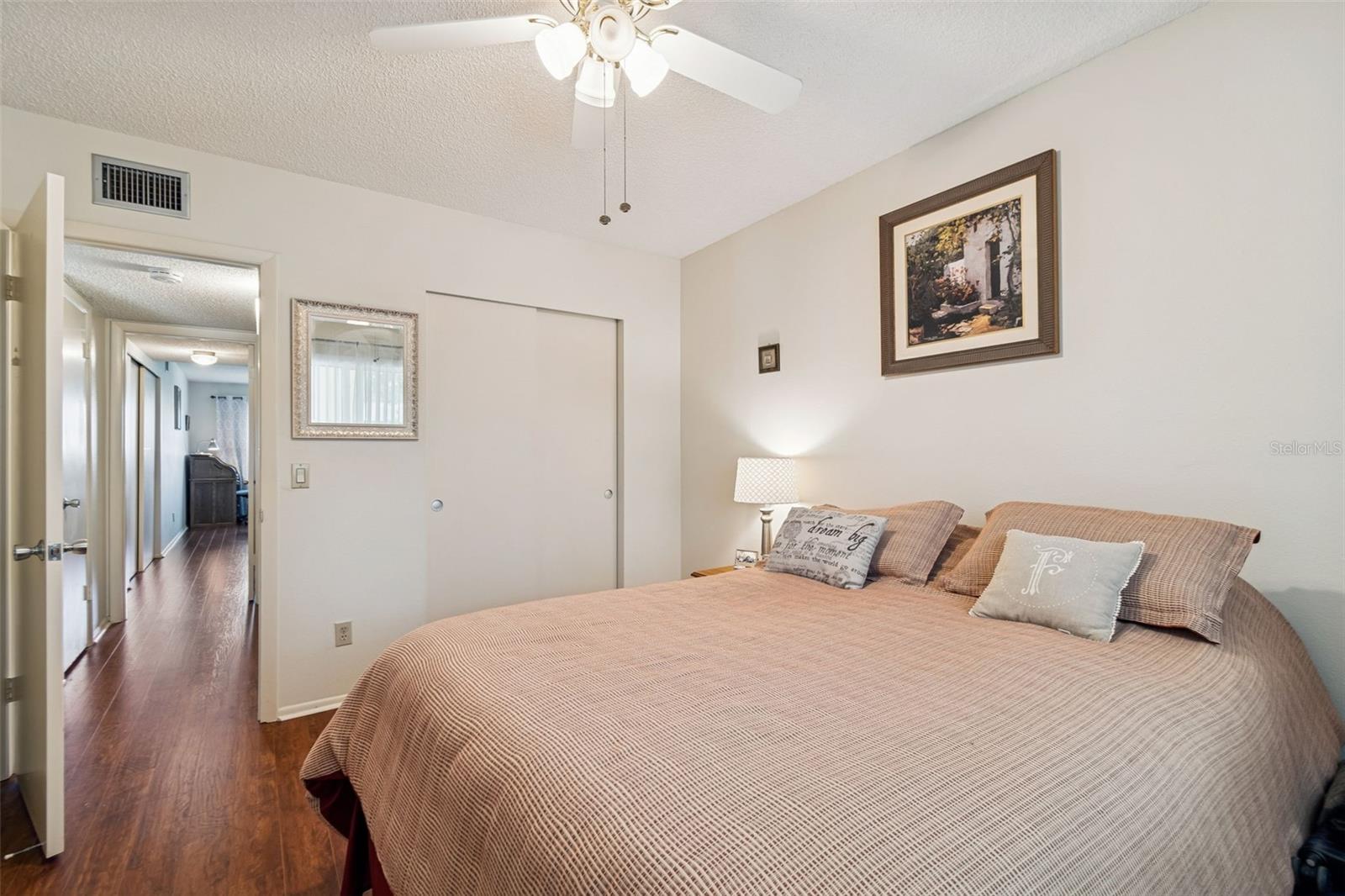 Listing photo id 27 for 2226 Switzerland Way 46