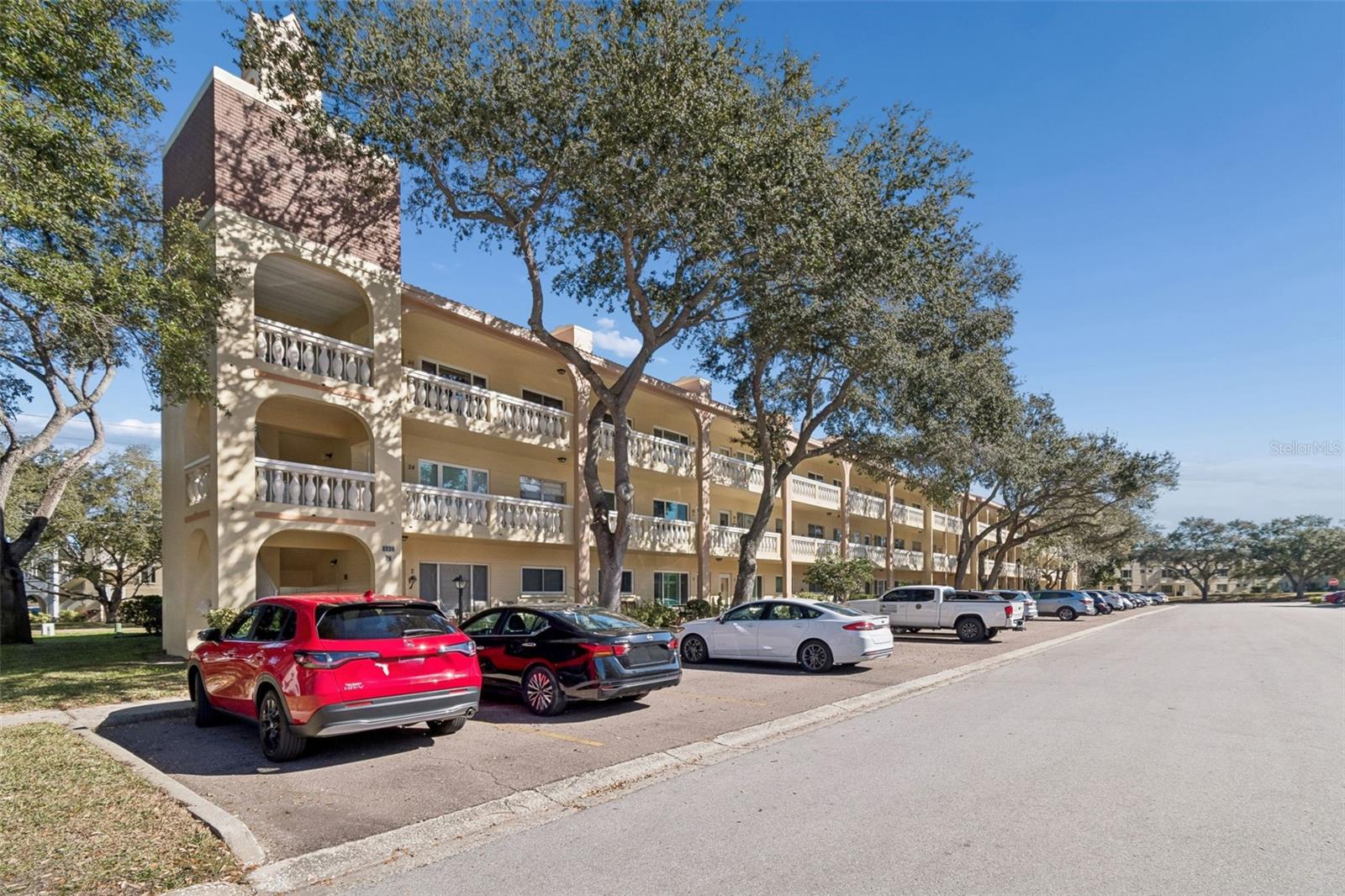 Listing photo id 1 for 2226 Switzerland Way 46