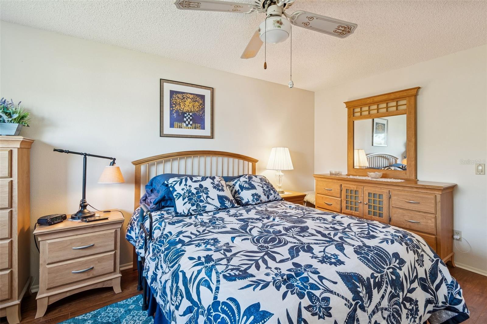 Listing photo id 35 for 2226 Switzerland Way 46