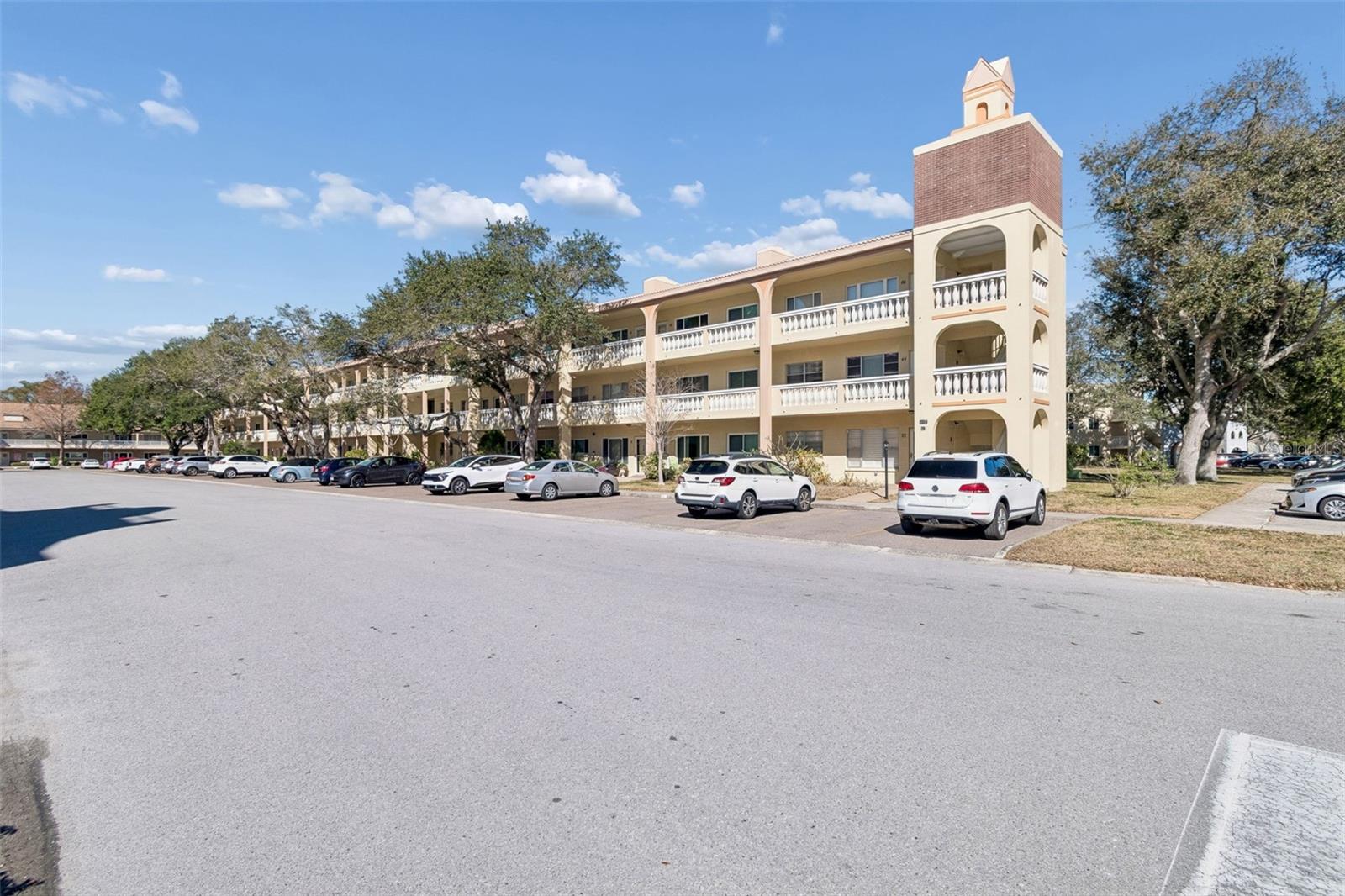 Listing photo id 2 for 2226 Switzerland Way 46