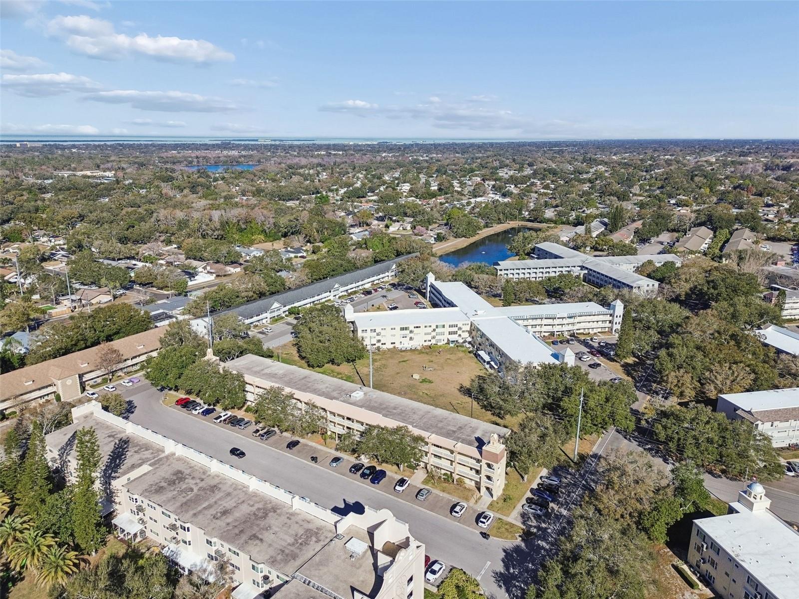 Listing photo id 43 for 2226 Switzerland Way 46