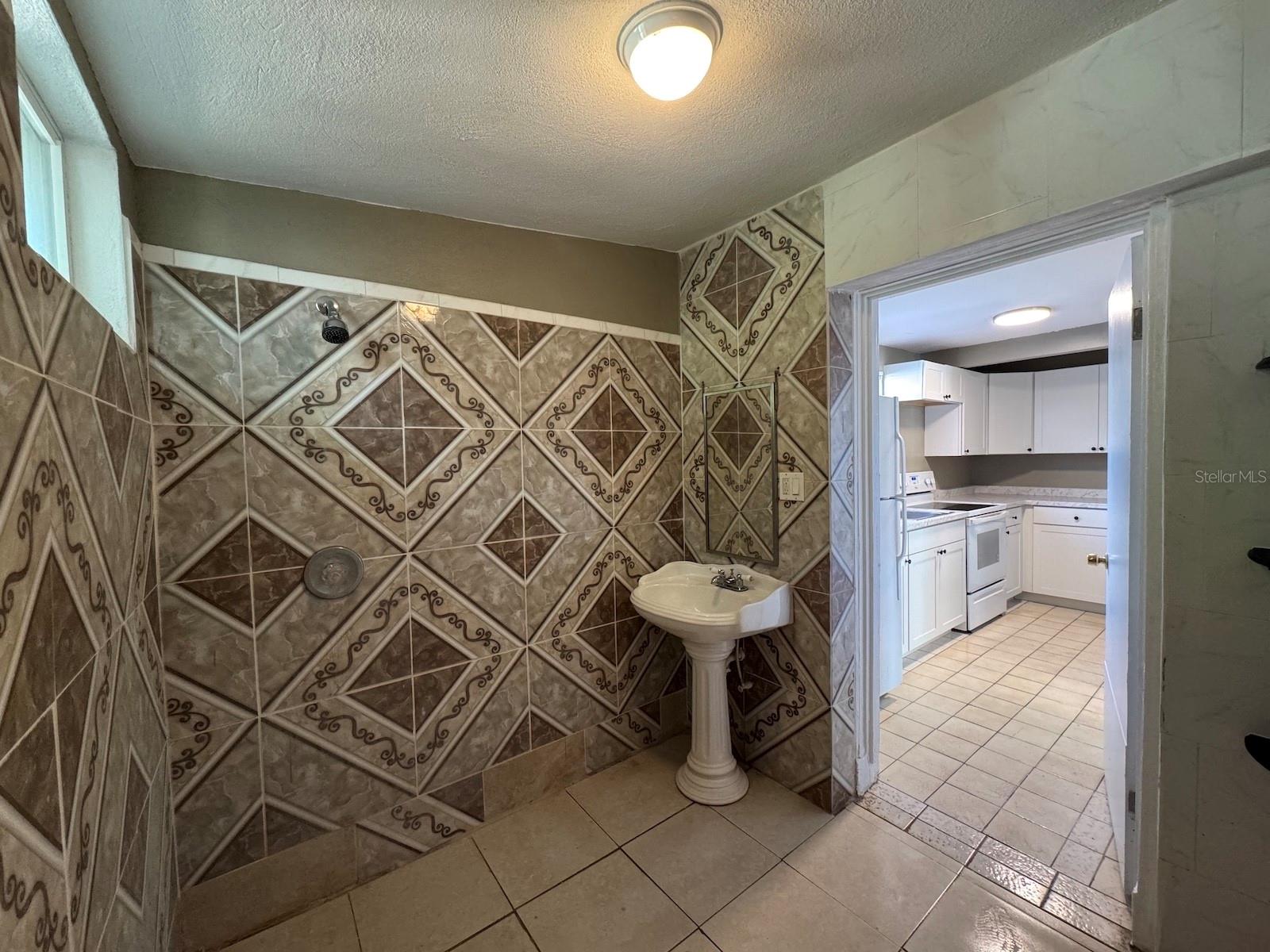 Image 6 of 7 For 2913 10th Street A