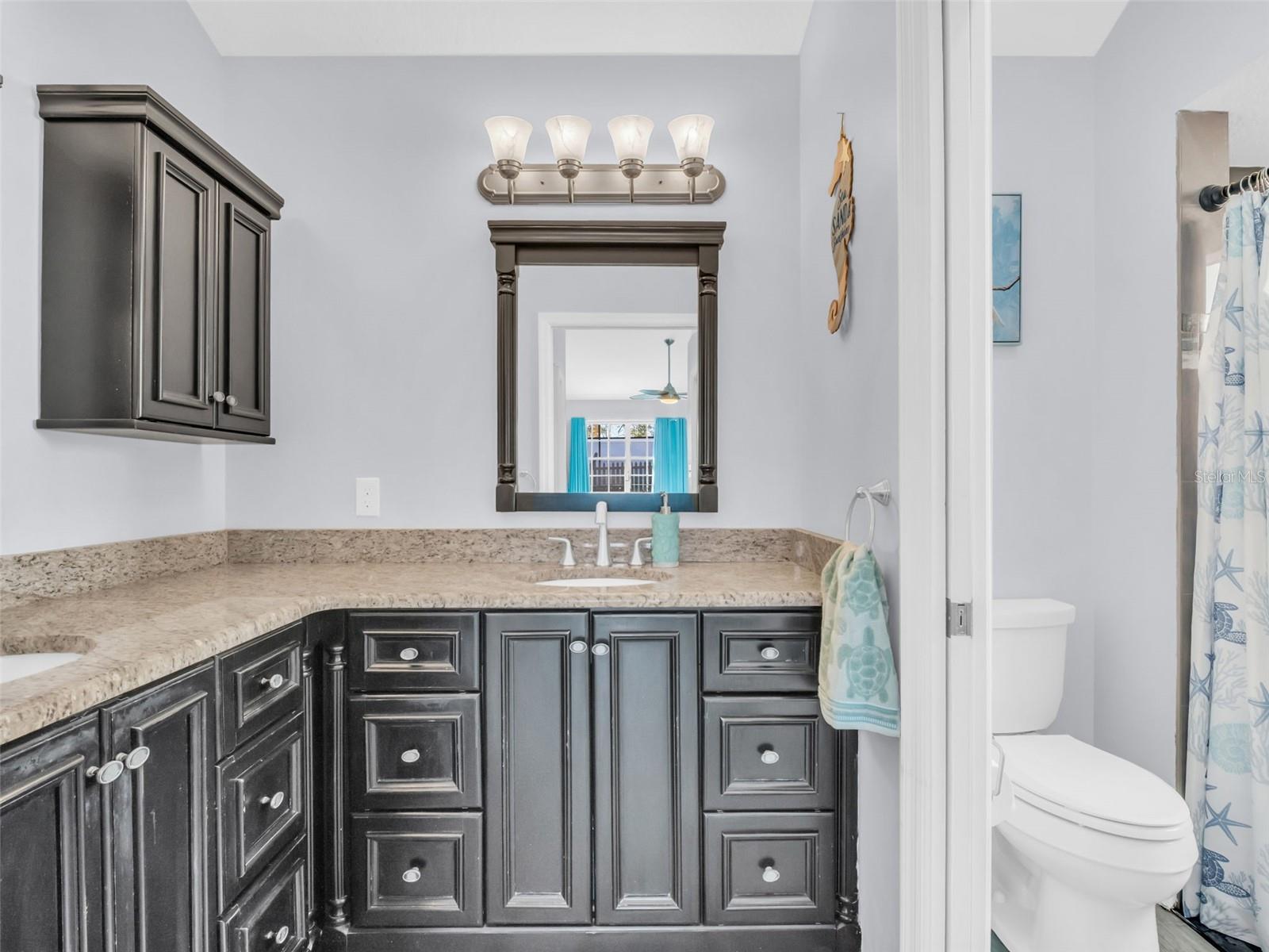 Listing photo id 24 for 4787 Klosterman Oaks Boulevard