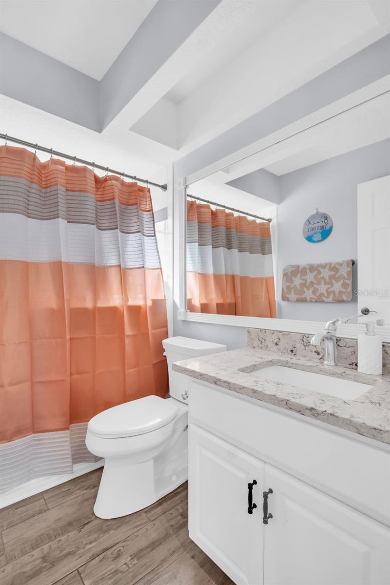 Listing photo id 35 for 4787 Klosterman Oaks Boulevard