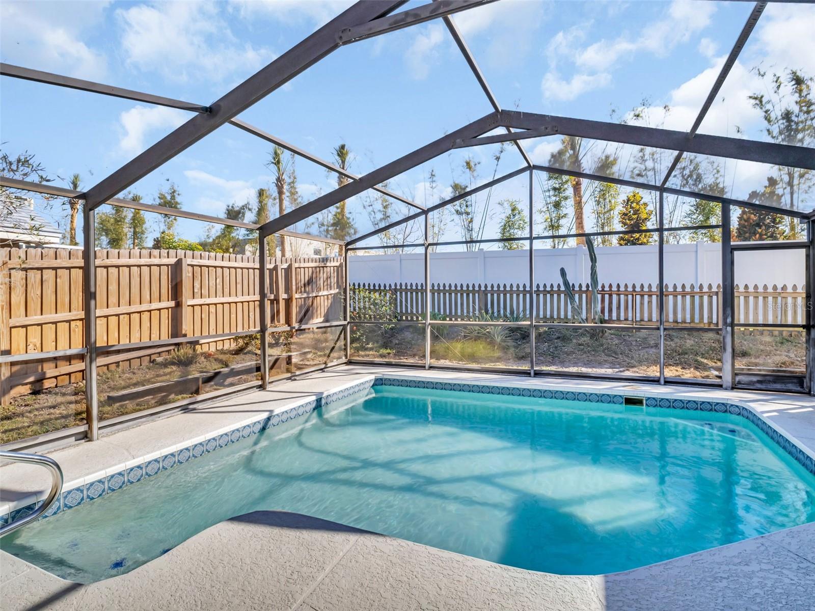 Listing photo id 41 for 4787 Klosterman Oaks Boulevard