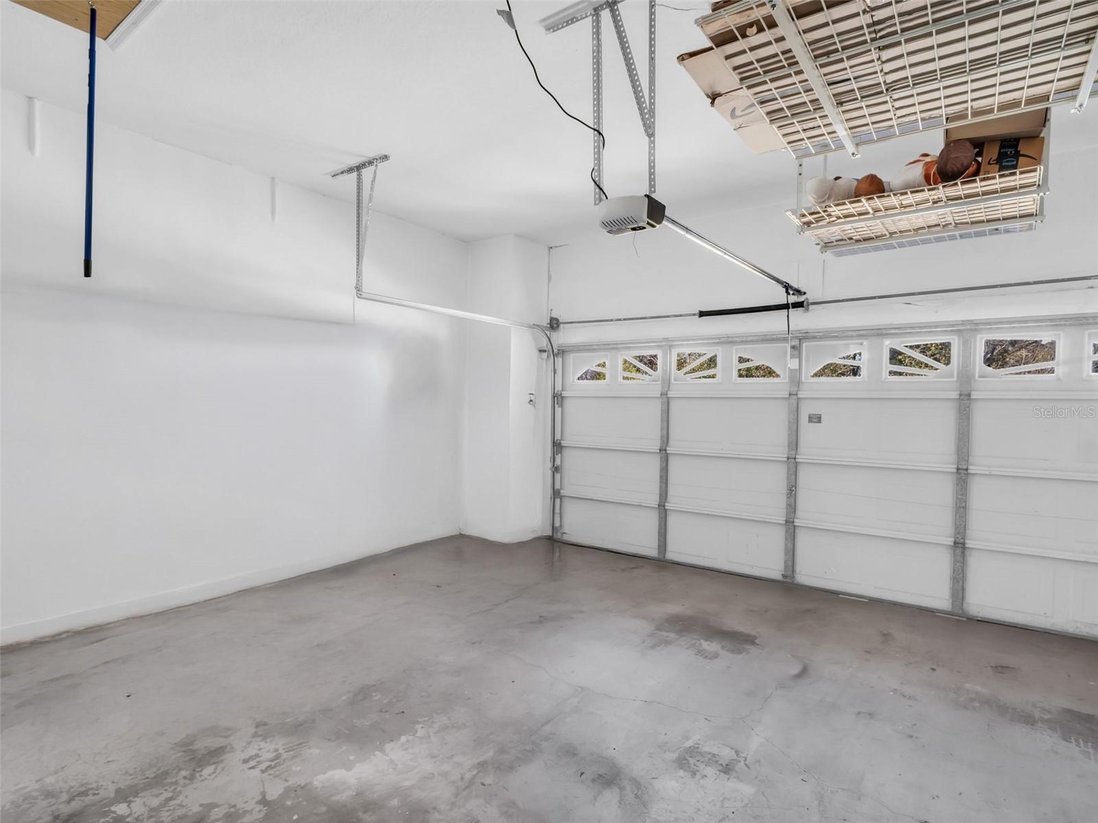 Listing photo id 54 for 4787 Klosterman Oaks Boulevard