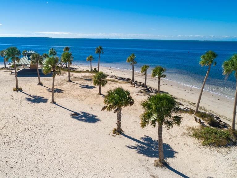 Listing photo id 76 for 4787 Klosterman Oaks Boulevard