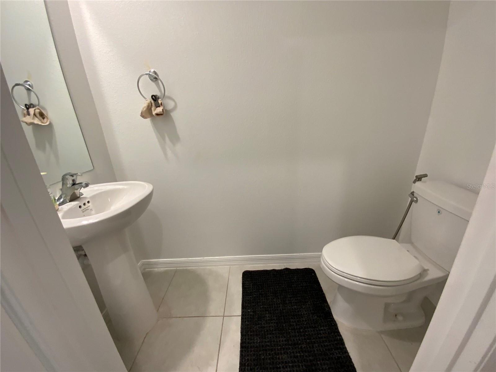 Image 10 of 25 For 10823 Fort White Court