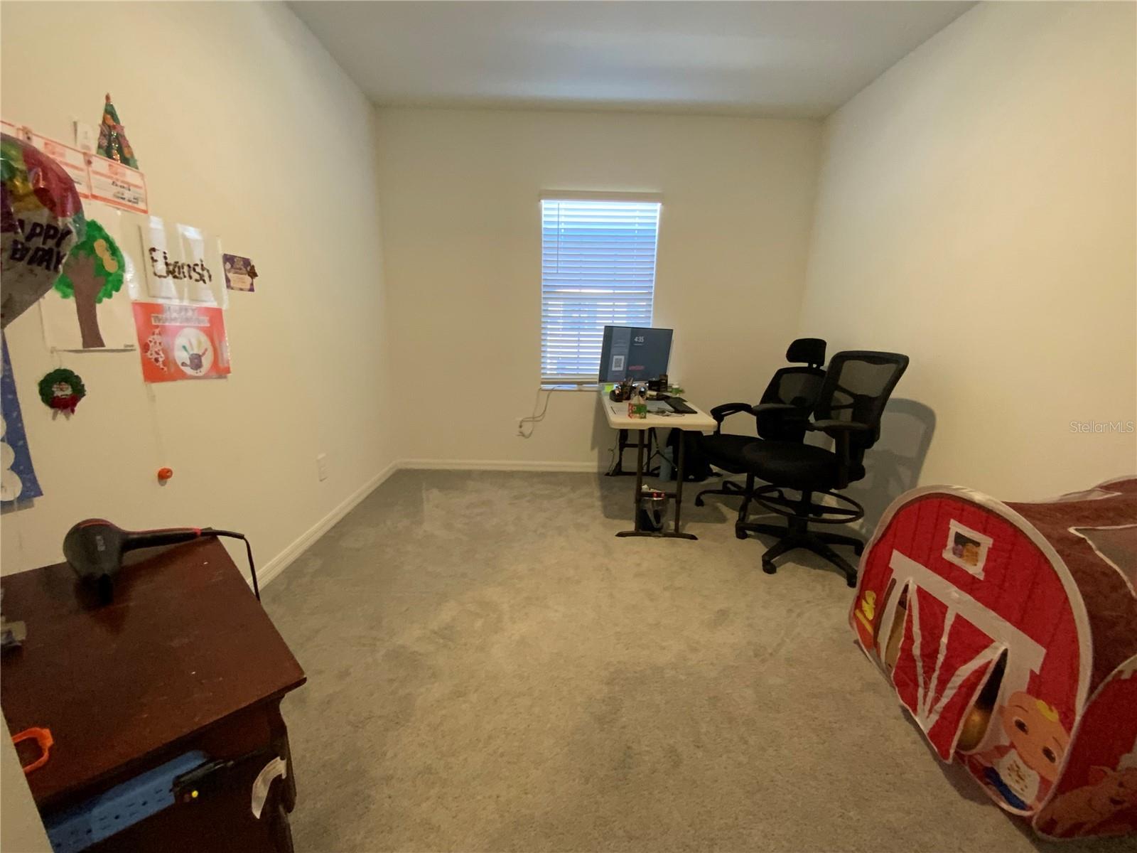 Image 17 of 25 For 10823 Fort White Court