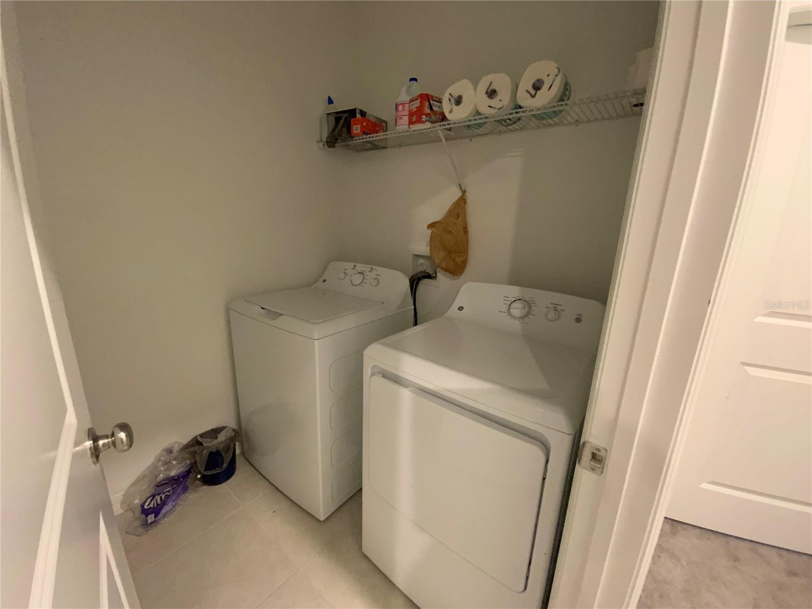 Image 19 of 25 For 10823 Fort White Court