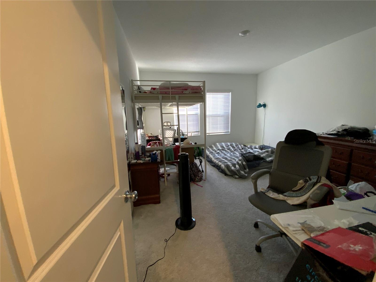 Image 21 of 25 For 10823 Fort White Court