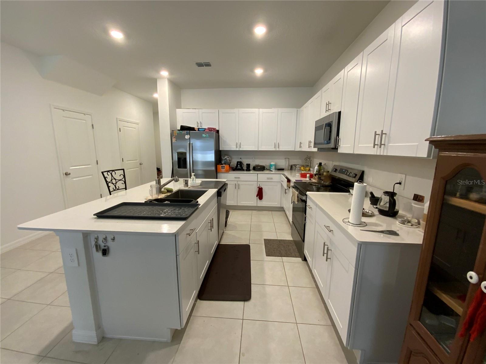 Image 8 of 25 For 10823 Fort White Court