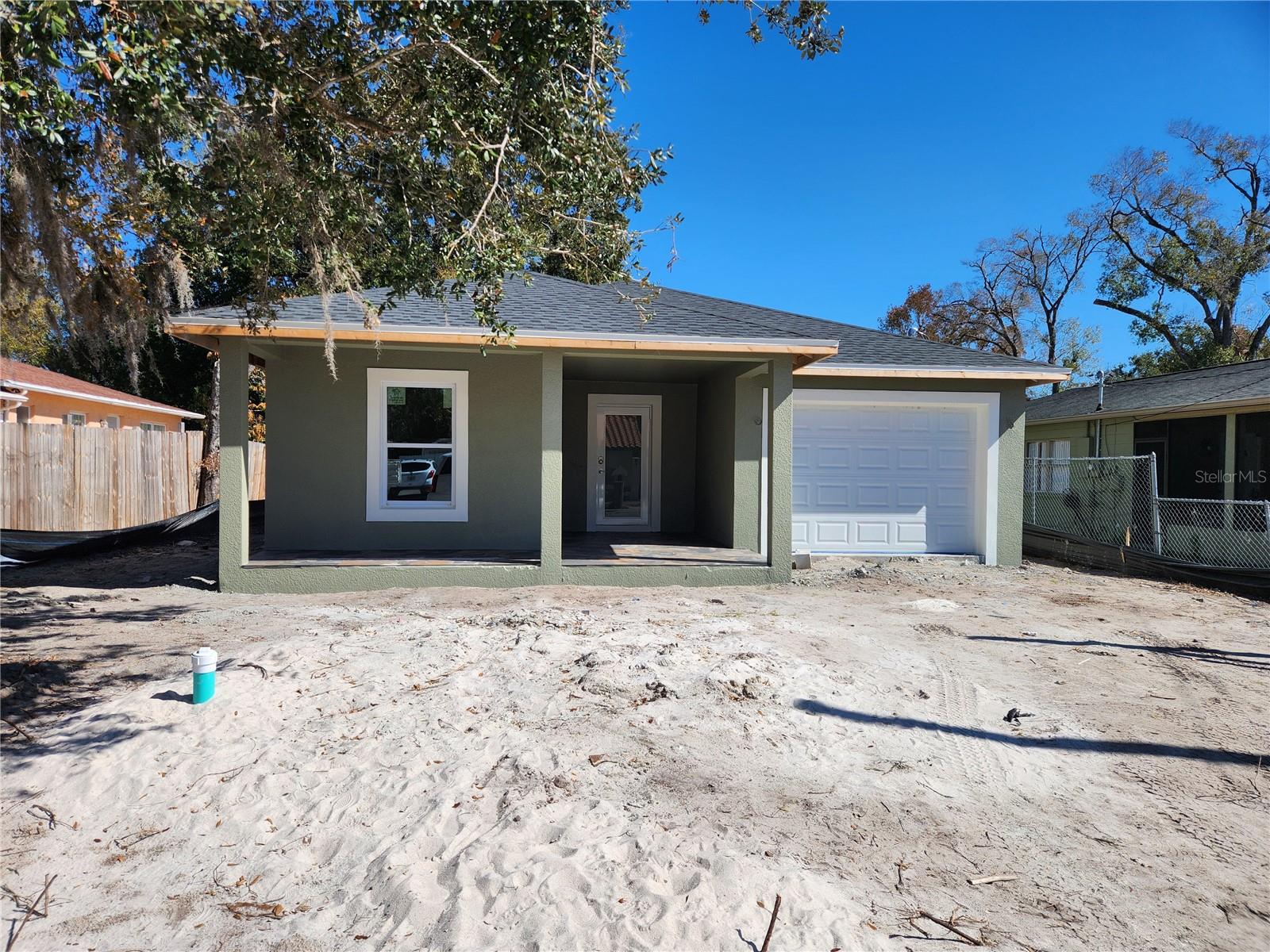 Listing photo id 0 for 8013 Brooks Street