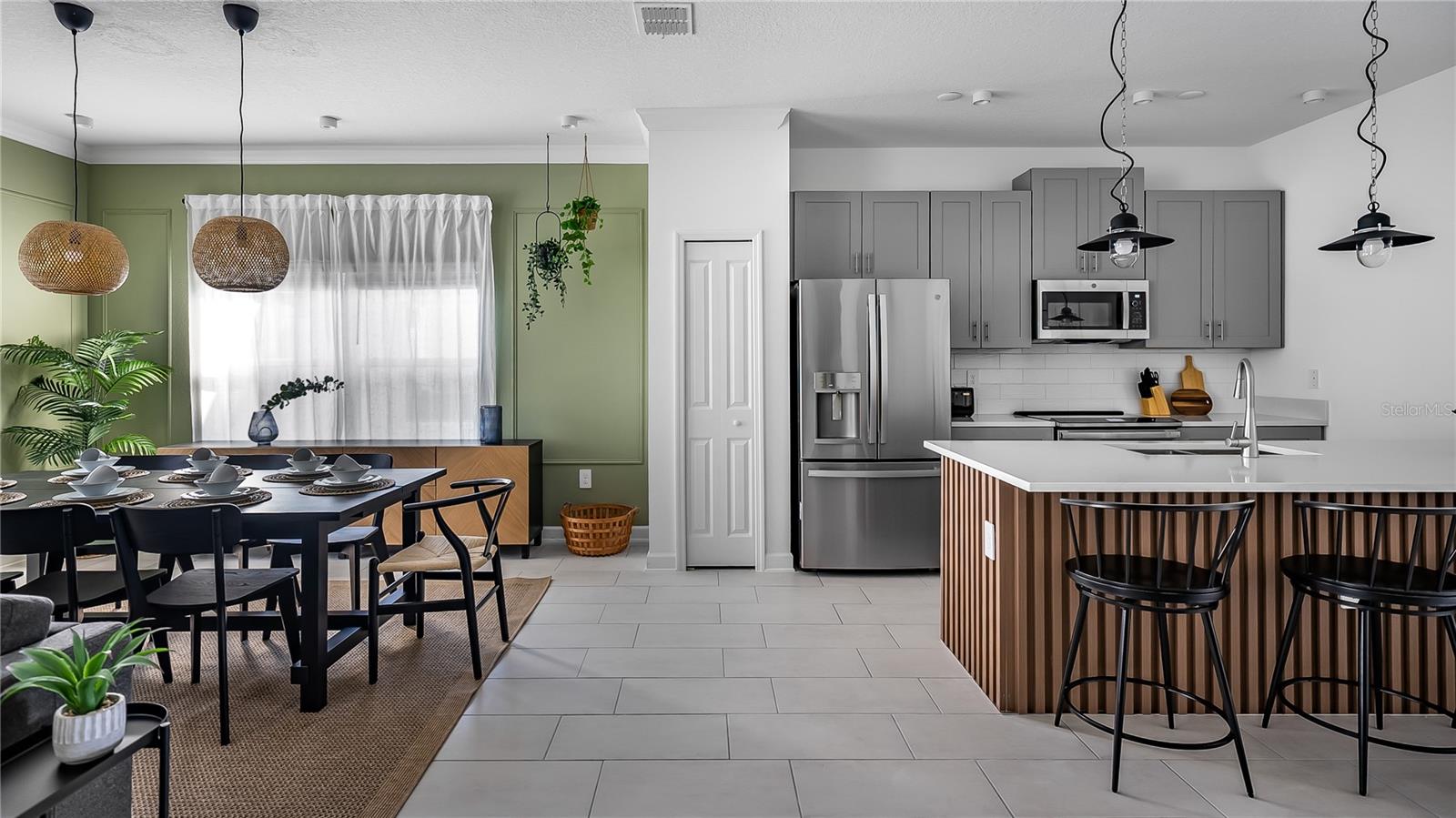 Image 12 of 68 For 2633 Scrapbook Street