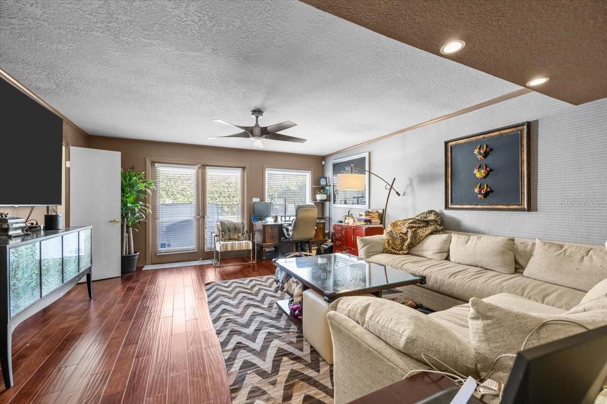 Image 13 of 41 For 2903 Bay Court Avenue