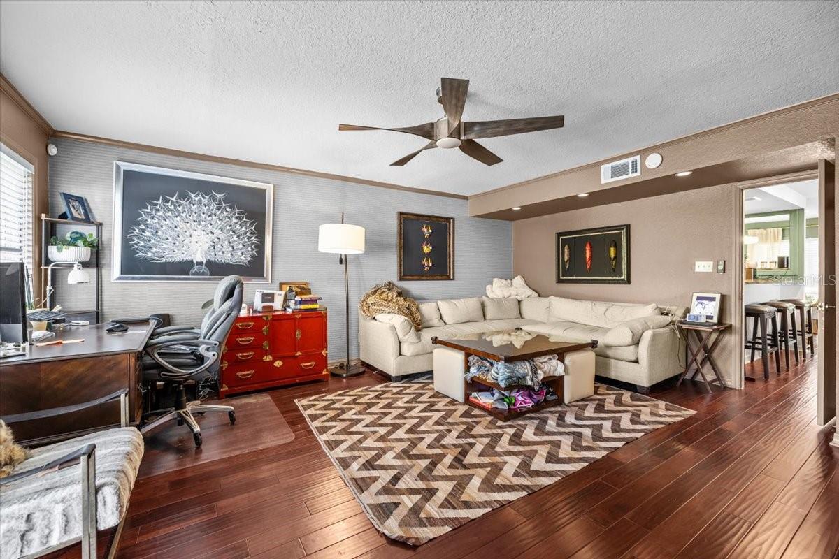 Image 14 of 41 For 2903 Bay Court Avenue