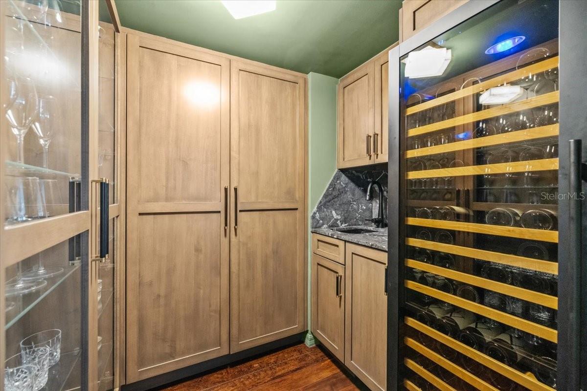 Image 15 of 41 For 2903 Bay Court Avenue