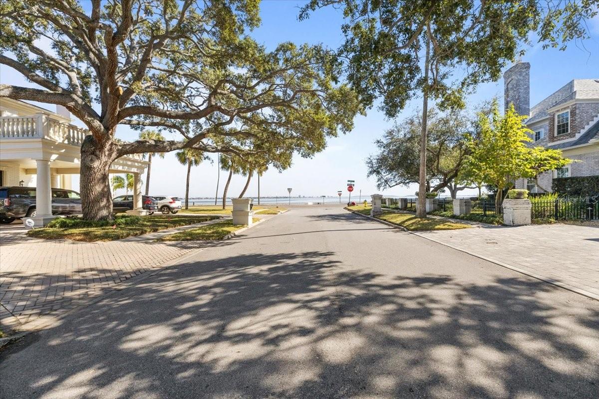 Image 38 of 41 For 2903 Bay Court Avenue