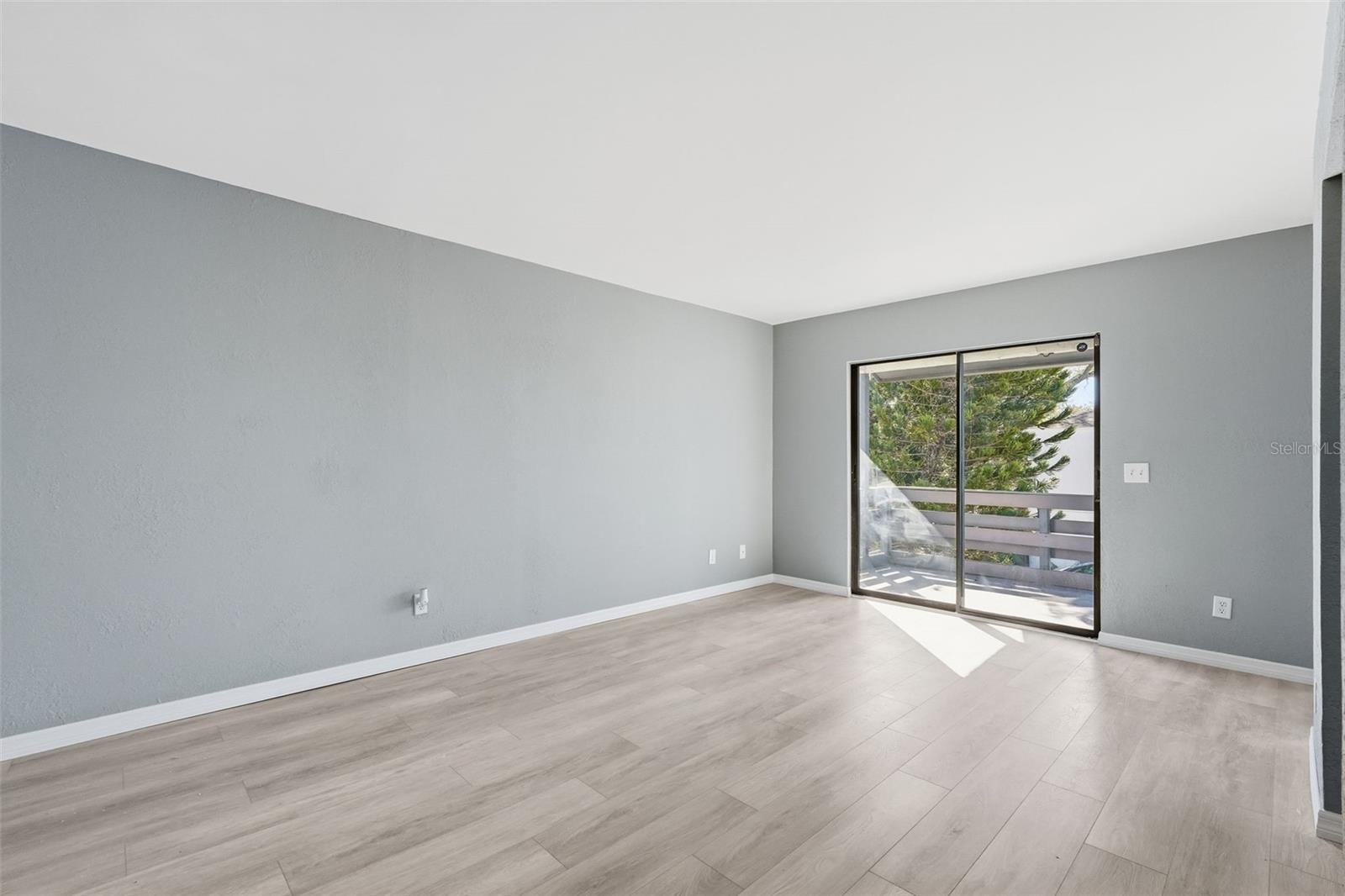 Image 20 of 42 For 1318 Mountainview