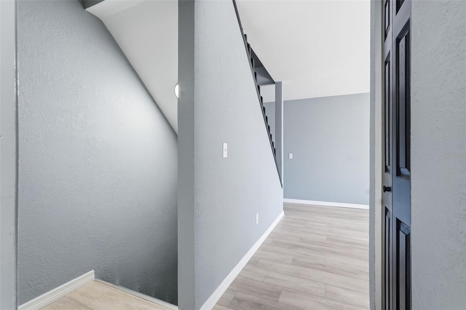 Image 31 of 42 For 1318 Mountainview