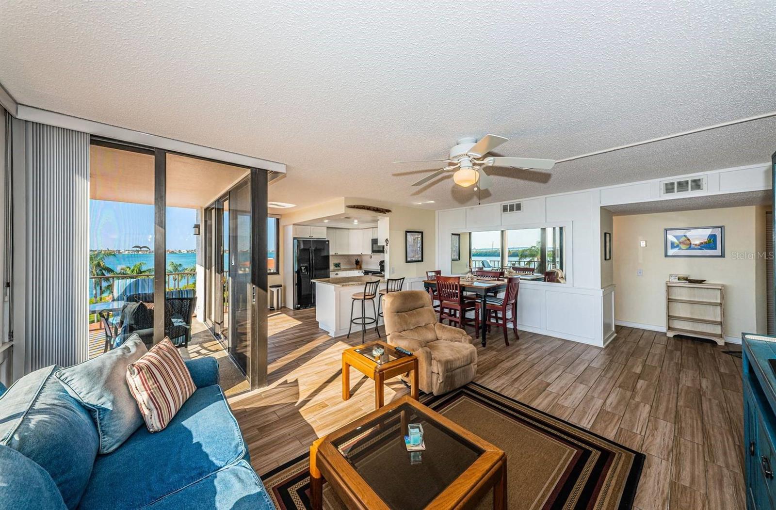 Image 4 of 25 For 6357 Bahia Del Mar Boulevard 408