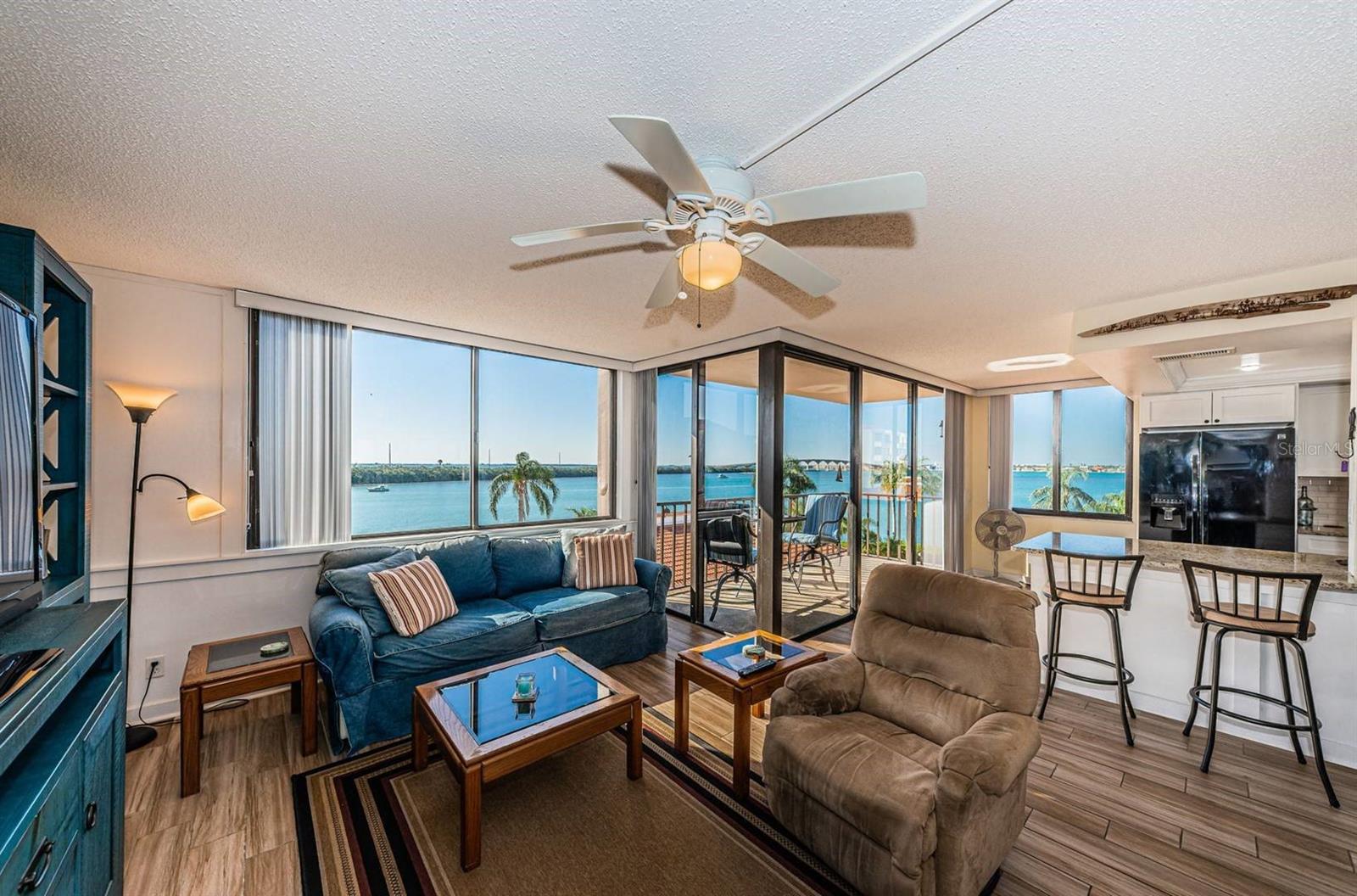 Image 5 of 25 For 6357 Bahia Del Mar Boulevard 408