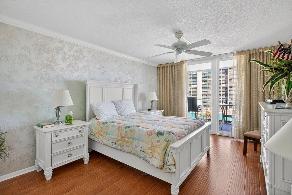 Listing photo id 15 for 1400 Gulf Boulevard 506