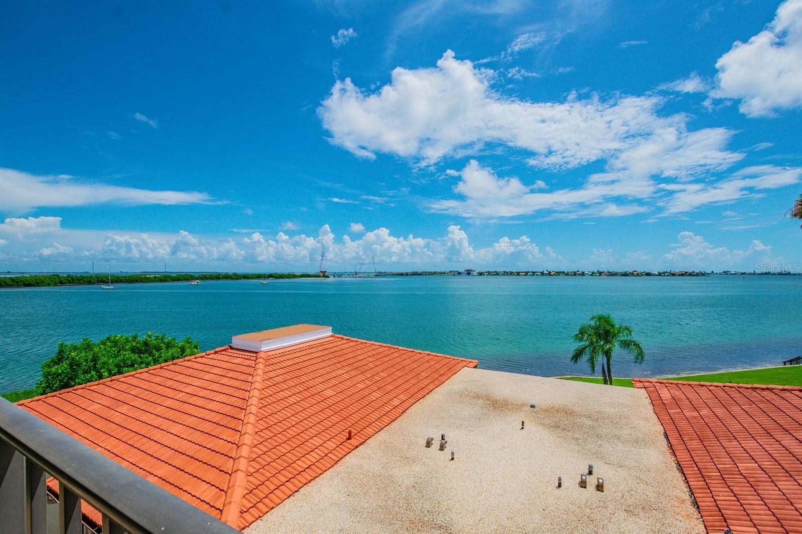 Image 14 of 16 For 6295 Bahia Del Mar Circle 401