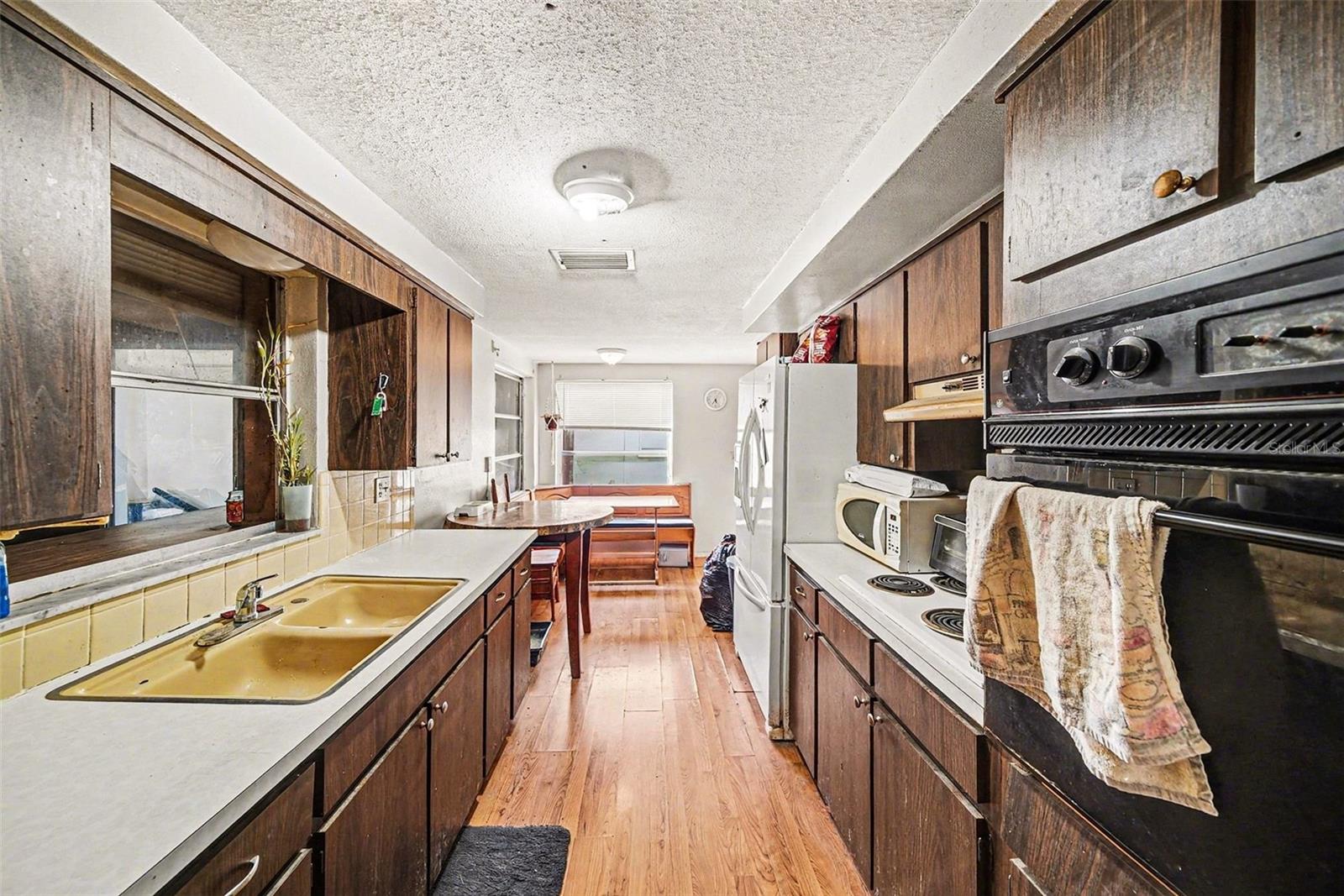 Image 12 of 24 For 5604 Cheyenne Drive