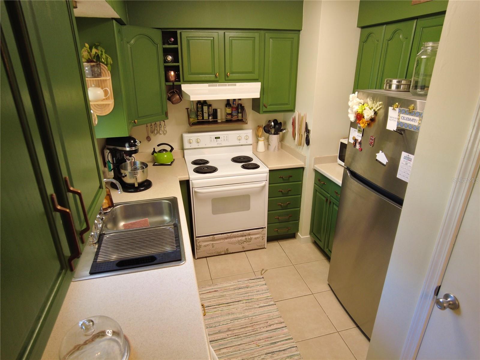 Image 7 of 19 For 6930a Place De La Paix  2b