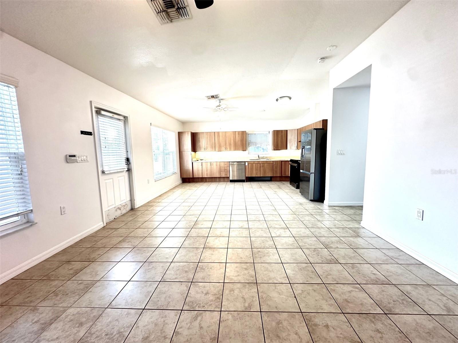 Image 5 of 16 For 1121 Dr Martin Luther King Jr Street S