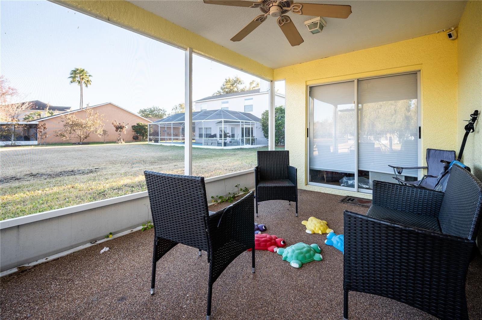 Listing photo id 21 for 27350 New Smyrna Drive