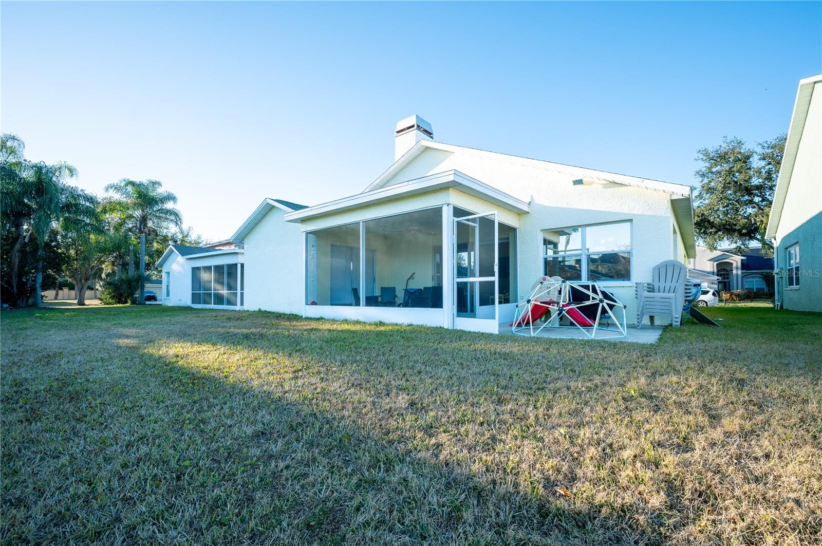 Listing photo id 24 for 27350 New Smyrna Drive
