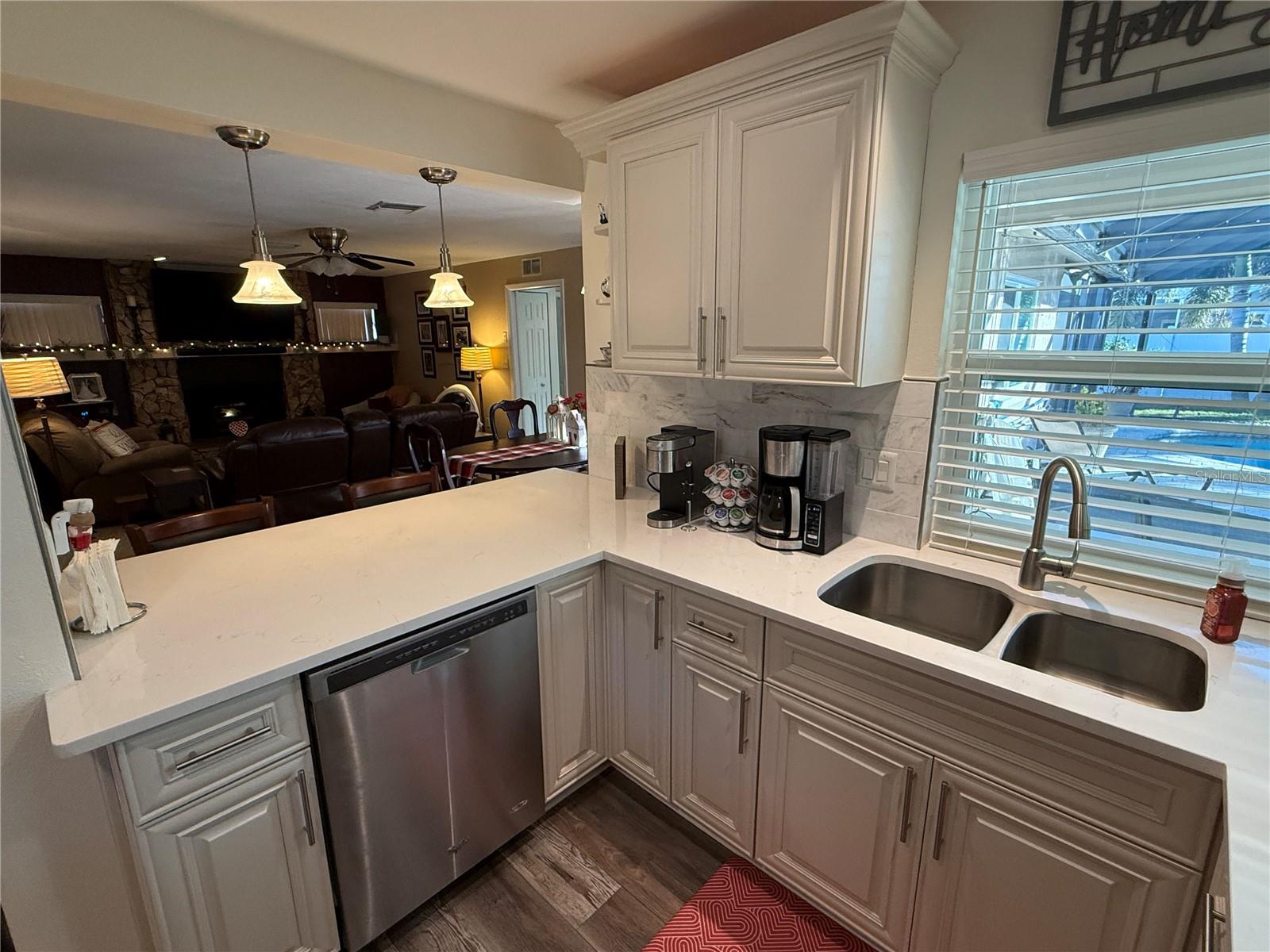 Image 17 of 51 For 12054 101st Avenue